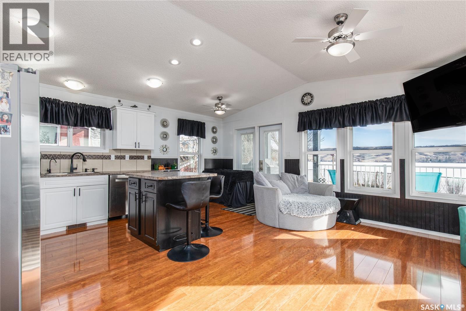 130 Marine Drive, South Lake, Saskatchewan  S0G 4C0 - Photo 6 - SK033141