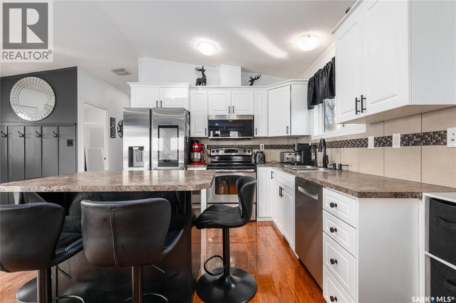 130 Marine Drive, South Lake, Saskatchewan  S0G 4C0 - Photo 9 - SK033141