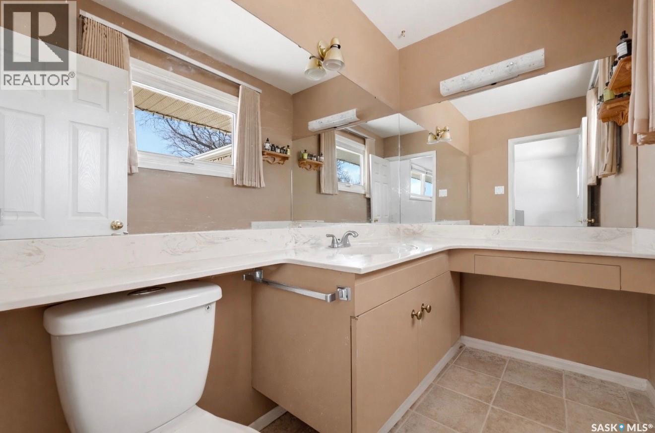 115 Knowles Crescent, Regina, Saskatchewan  S4S 4P3 - Photo 11 - SK033124