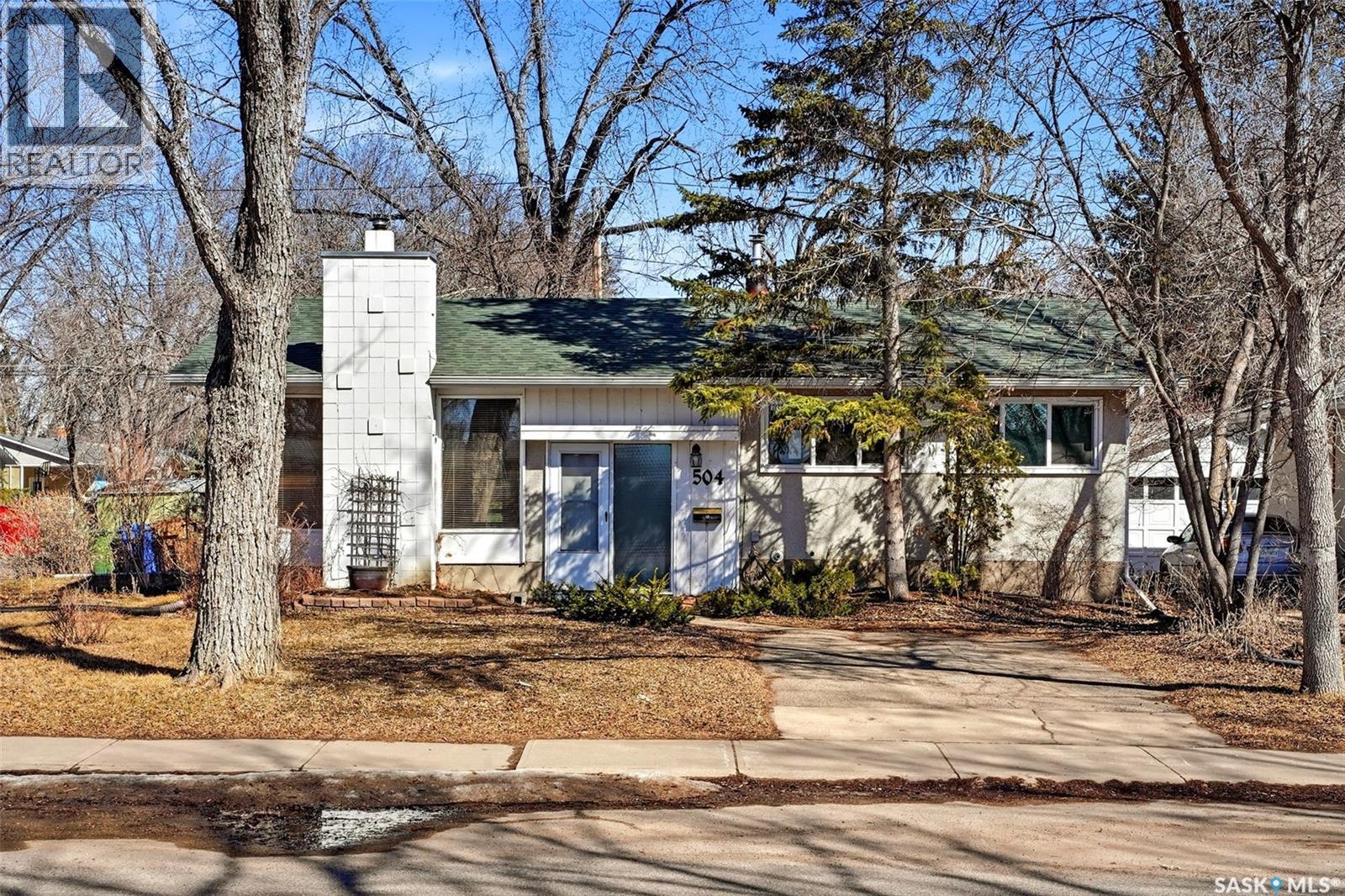 504 Shannon Road, Regina, Saskatchewan  S4S 5J5 - Photo 2 - SK033111