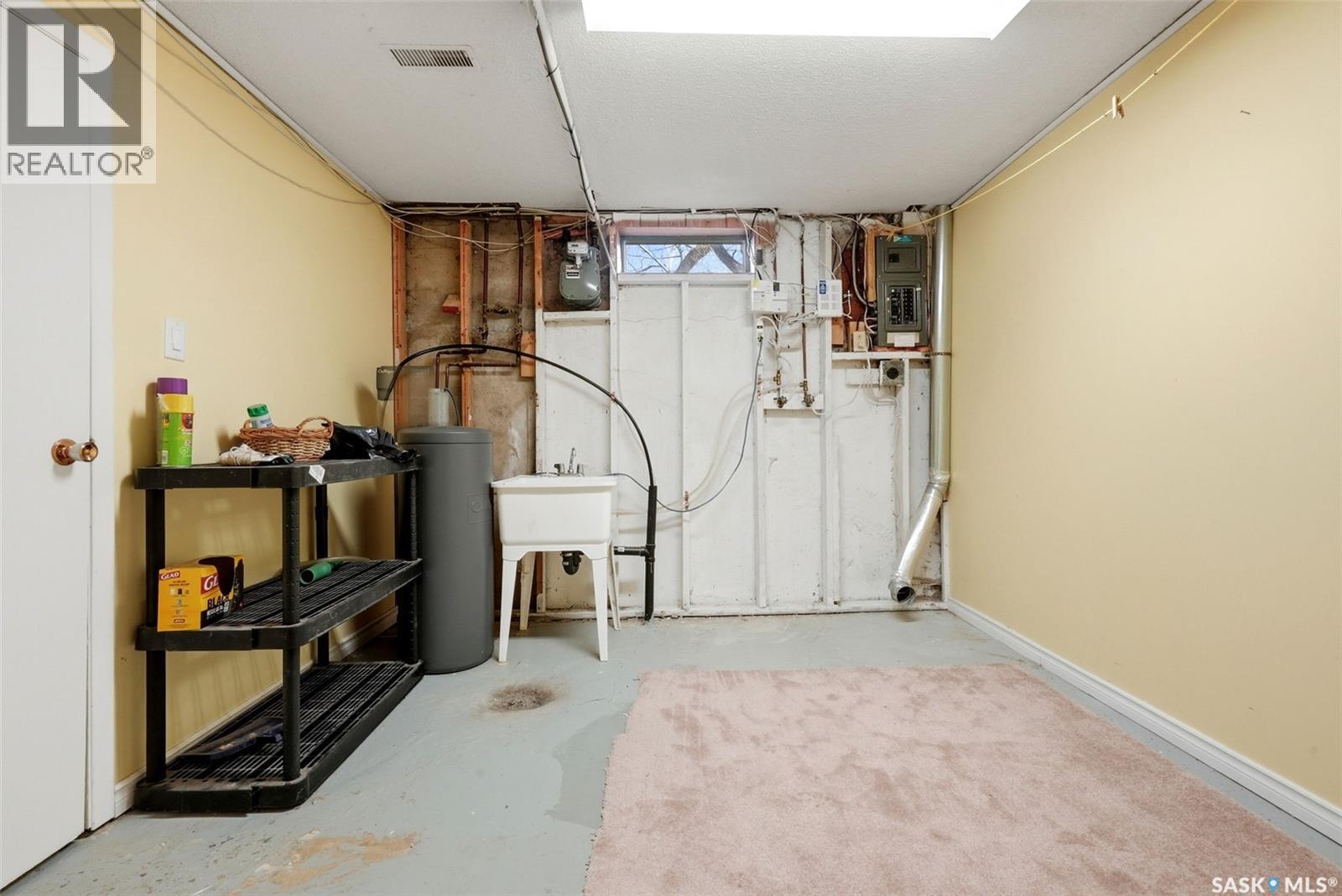 504 Shannon Road, Regina, Saskatchewan  S4S 5J5 - Photo 27 - SK033111