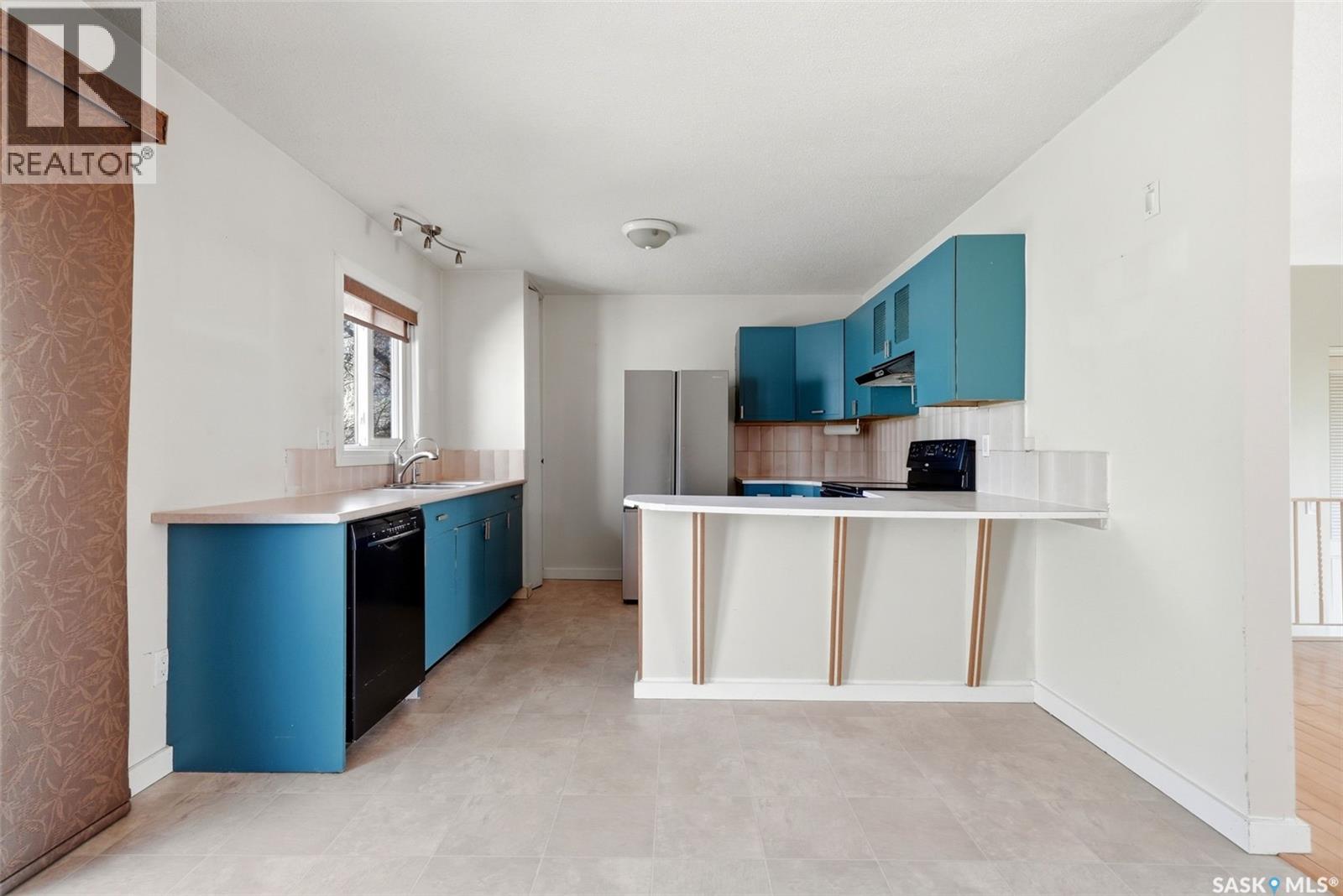 504 Shannon Road, Regina, Saskatchewan  S4S 5J5 - Photo 7 - SK033111