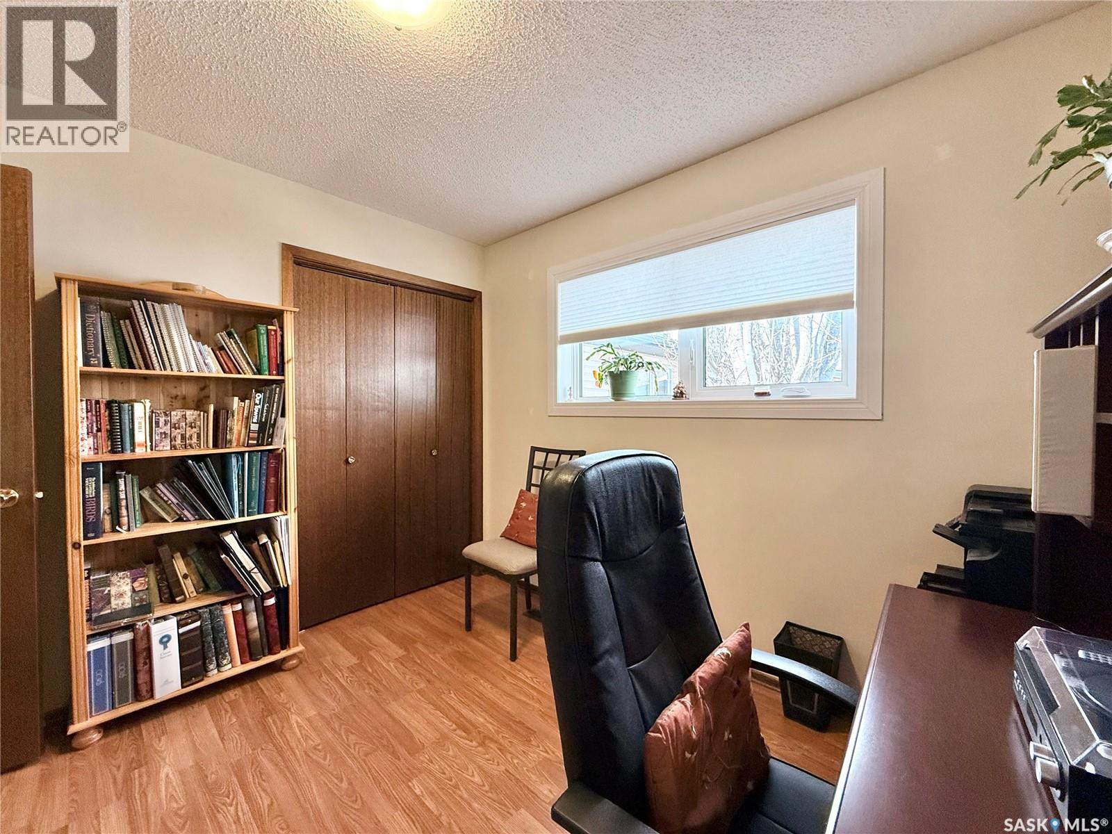 329 Douglass Street, Outlook, Saskatchewan  S0L 2N0 - Photo 20 - SK033110