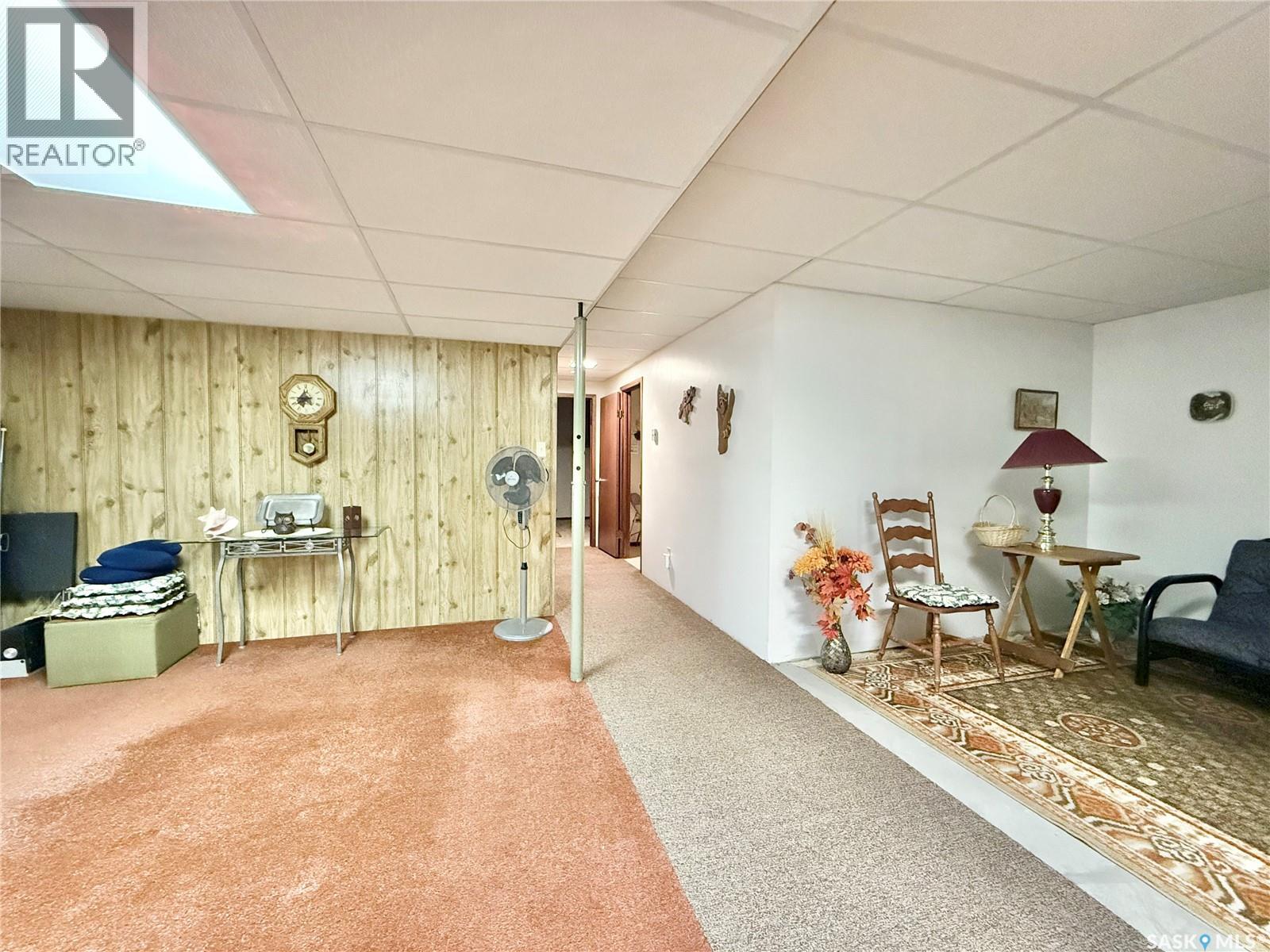 329 Douglass Street, Outlook, Saskatchewan  S0L 2N0 - Photo 32 - SK033110