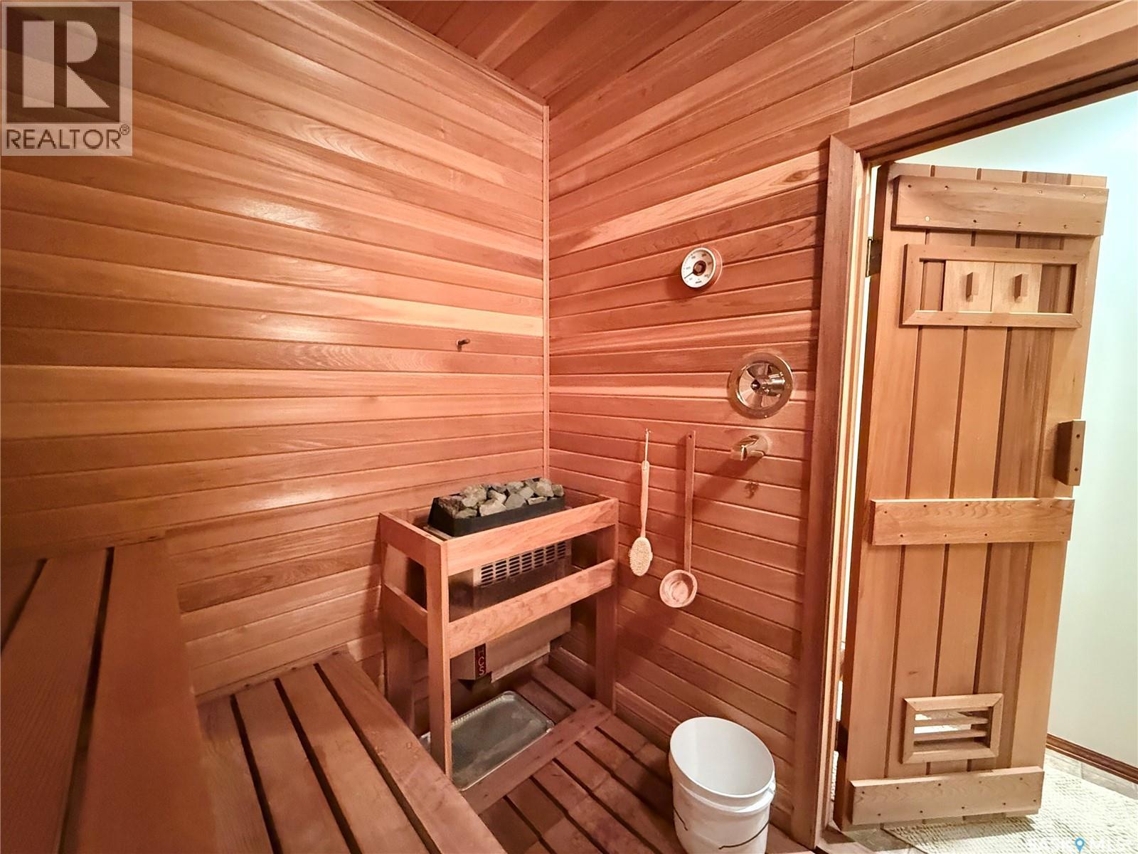 329 Douglass Street, Outlook, Saskatchewan  S0L 2N0 - Photo 38 - SK033110