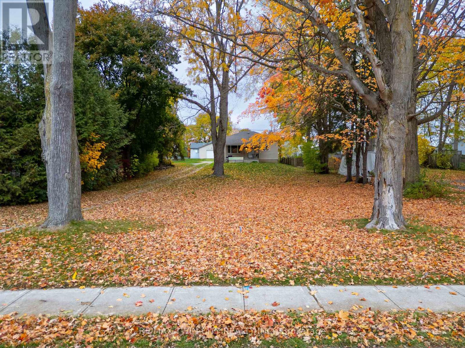 305 Hall Street, Ingersoll, Ontario  N5C 1V8 - Photo 20 - X13009698