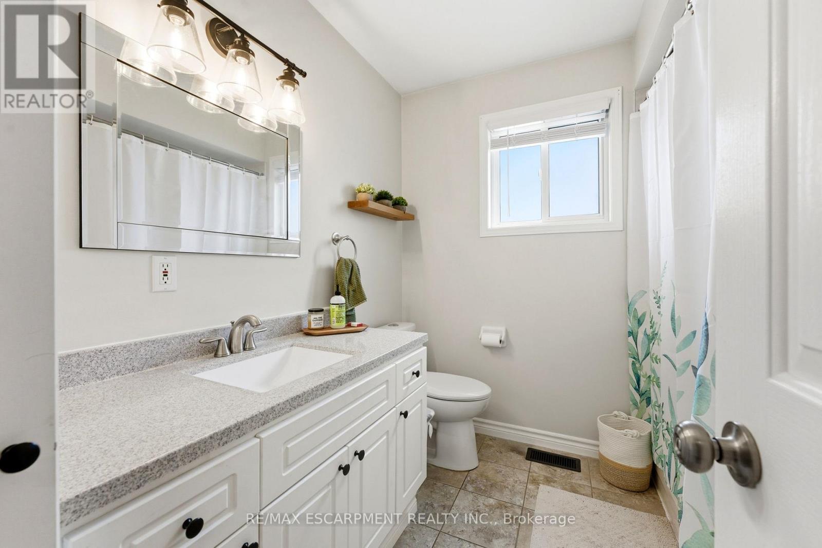 55 Anastasia Crescent, Brantford, Ontario  N3P 2A9 - Photo 10 - X13009718