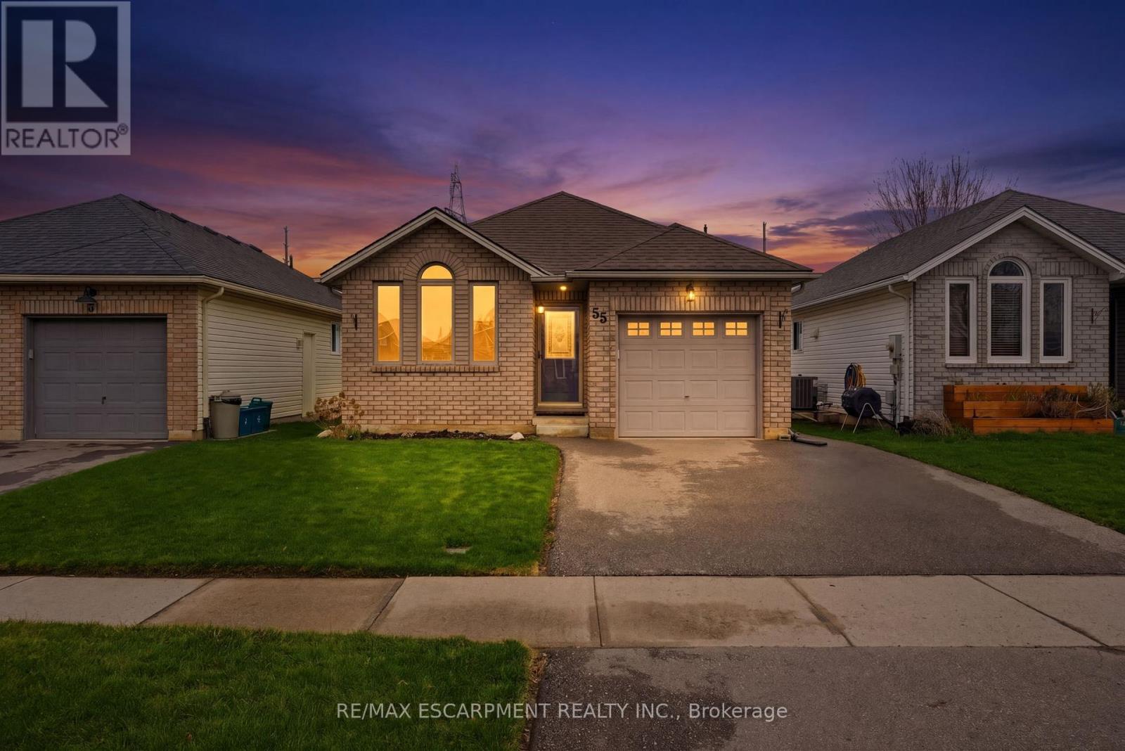 55 Anastasia Crescent, Brantford, Ontario  N3P 2A9 - Photo 2 - X13009718