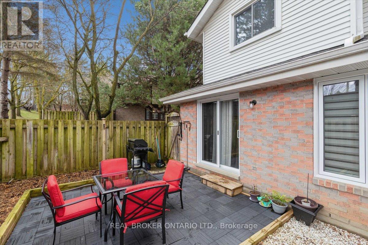 3 - 481 Beechwood Drive, Waterloo, Ontario  N2T 1H8 - Photo 34 - X13009756