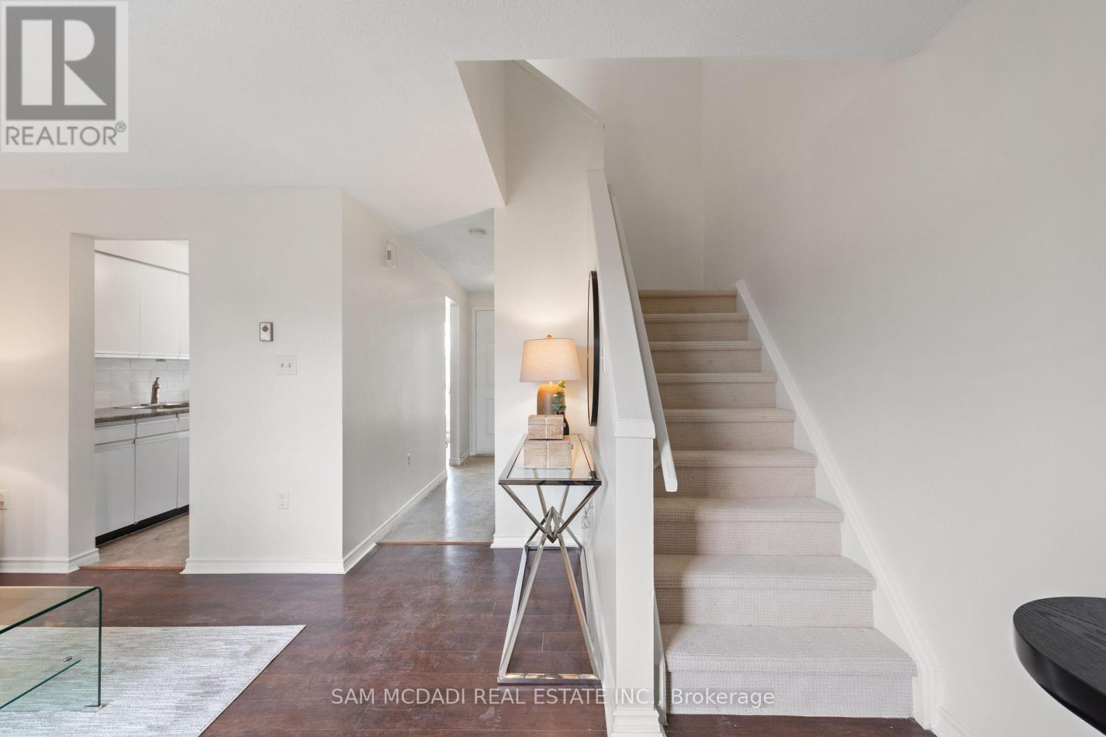 2 - 160 Rittenhouse Road, Kitchener, Ontario  N2E 3E9 - Photo 14 - X13009766