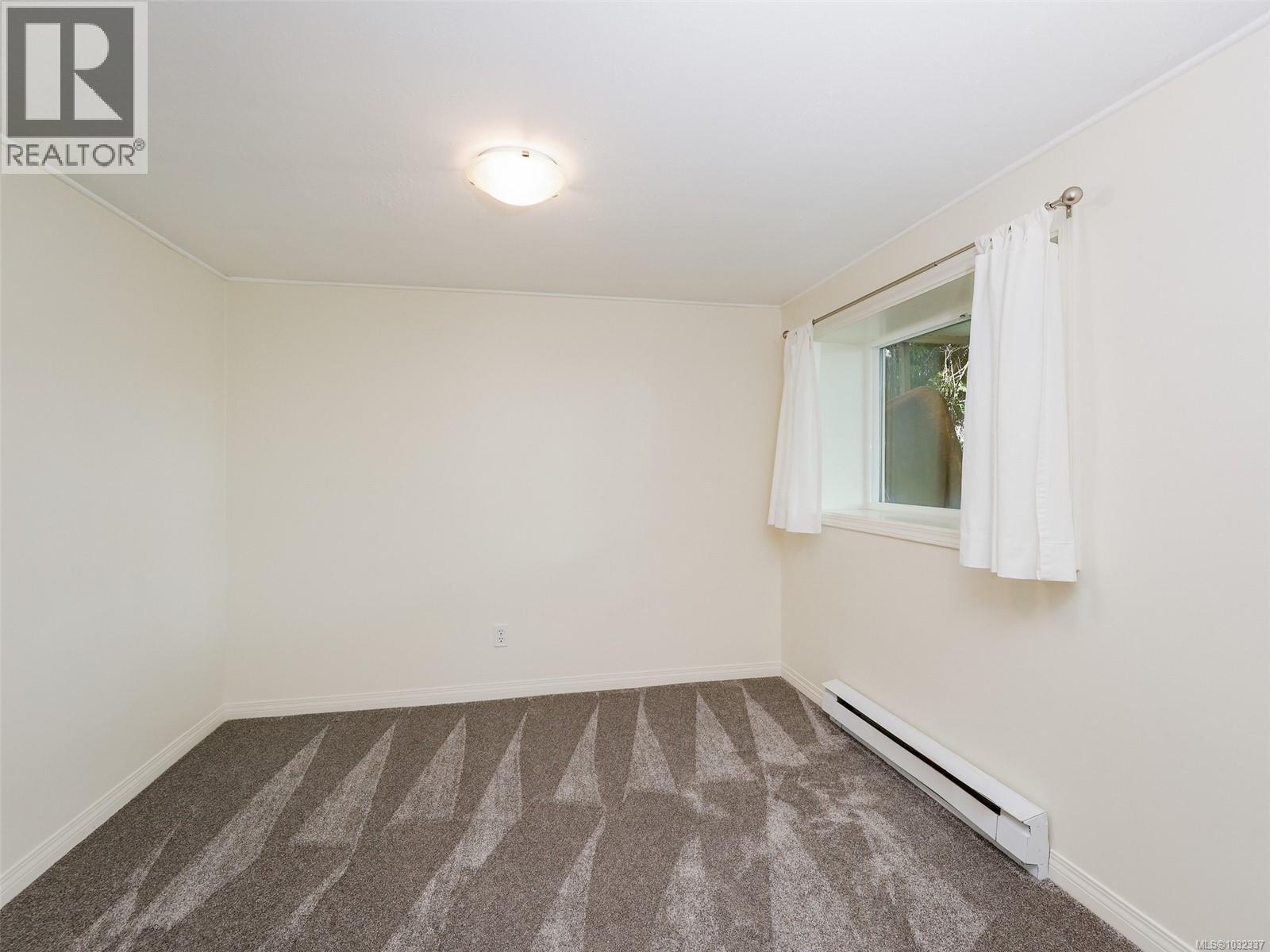 945 Falkland Rd, Oak Bay, British Columbia  V8S 4M1 - Photo 15 - 1032337