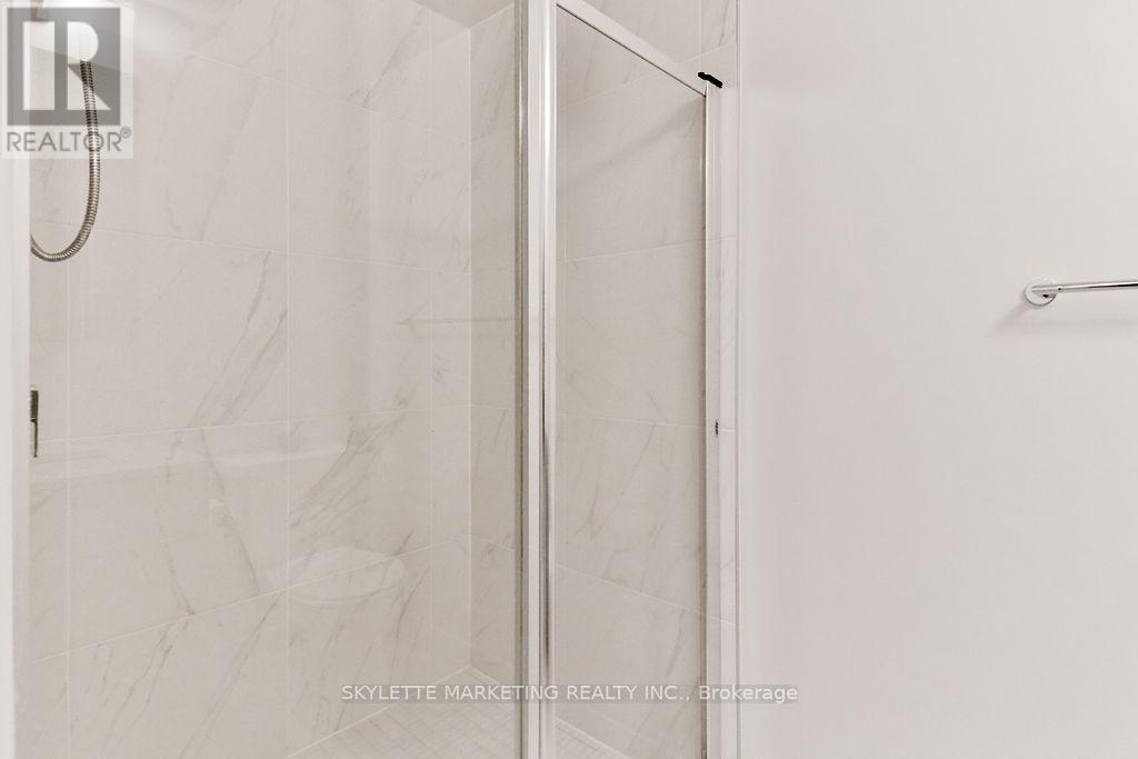 659 - 31 Tippett Road, Toronto, Ontario  M3H 0C8 - Photo 10 - C13007908