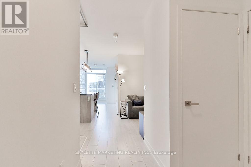 659 - 31 Tippett Road, Toronto, Ontario  M3H 0C8 - Photo 5 - C13007908