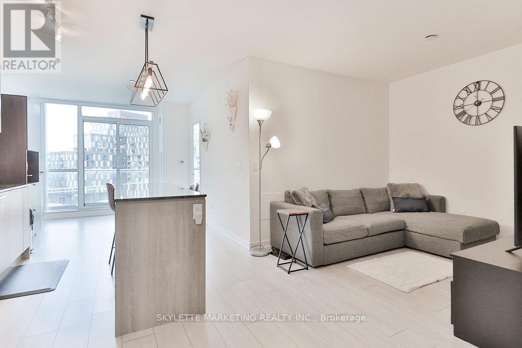 659 - 31 Tippett Road, Toronto, Ontario  M3H 0C8 - Photo 7 - C13007908