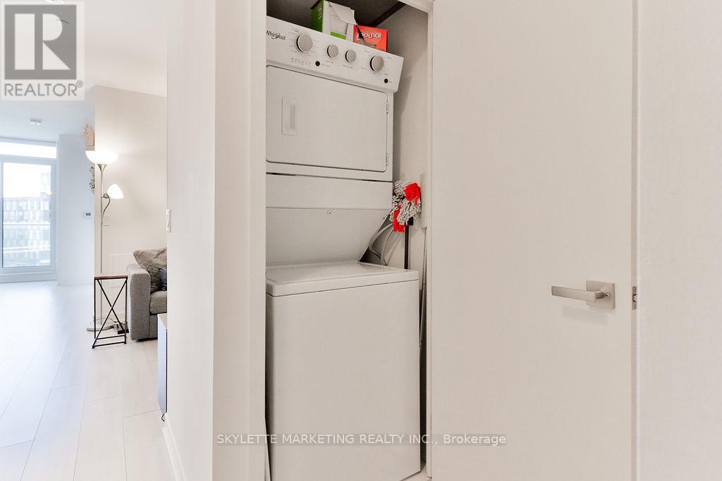 659 - 31 Tippett Road, Toronto, Ontario  M3H 0C8 - Photo 8 - C13007908