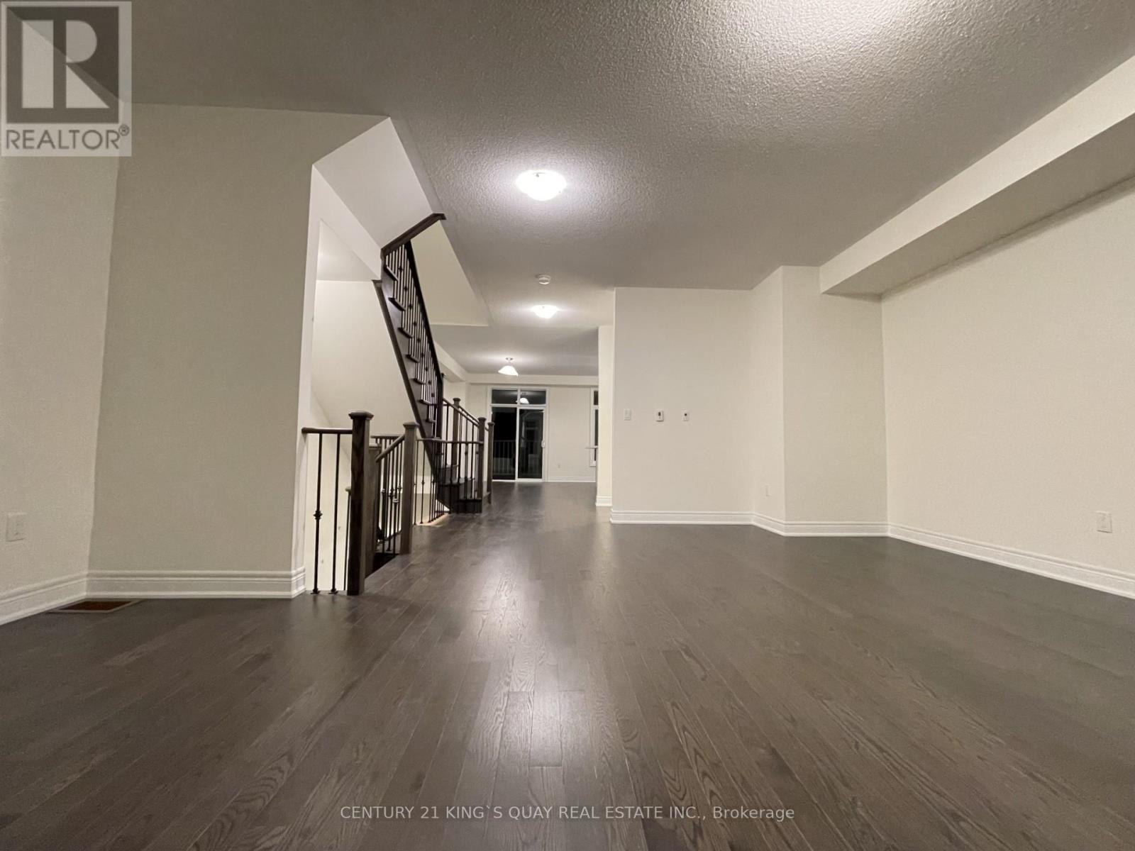 27 Thomas Hope Lane, Markham, Ontario  L3S 0E9 - Photo 3 - N12835752