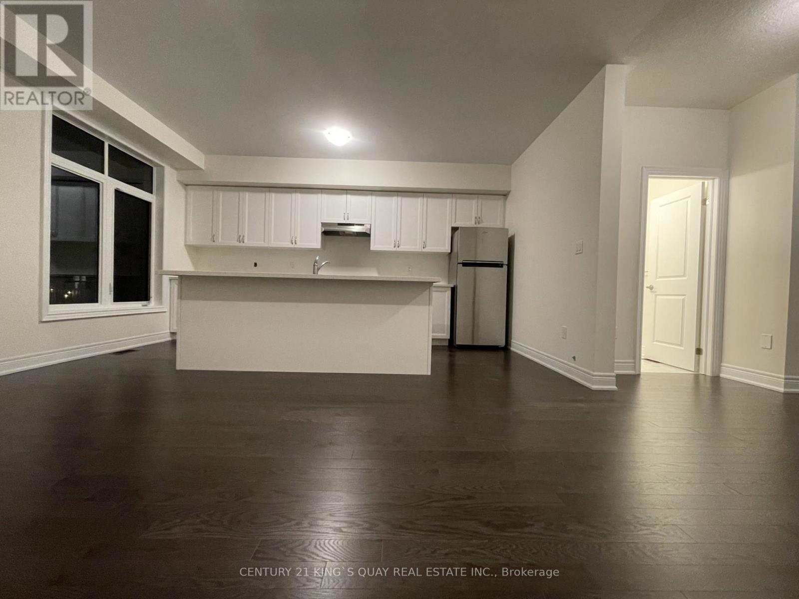 27 Thomas Hope Lane, Markham, Ontario  L3S 0E9 - Photo 5 - N12835752