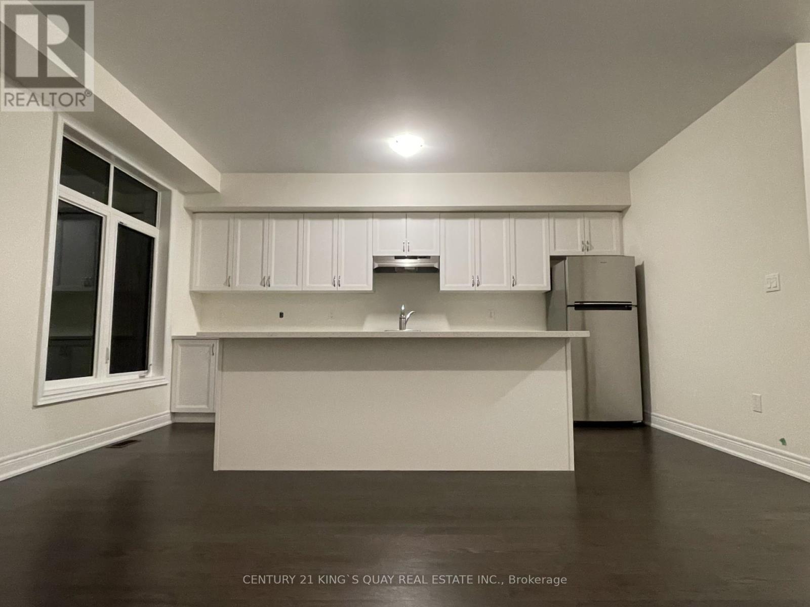 27 Thomas Hope Lane, Markham, Ontario  L3S 0E9 - Photo 6 - N12835752