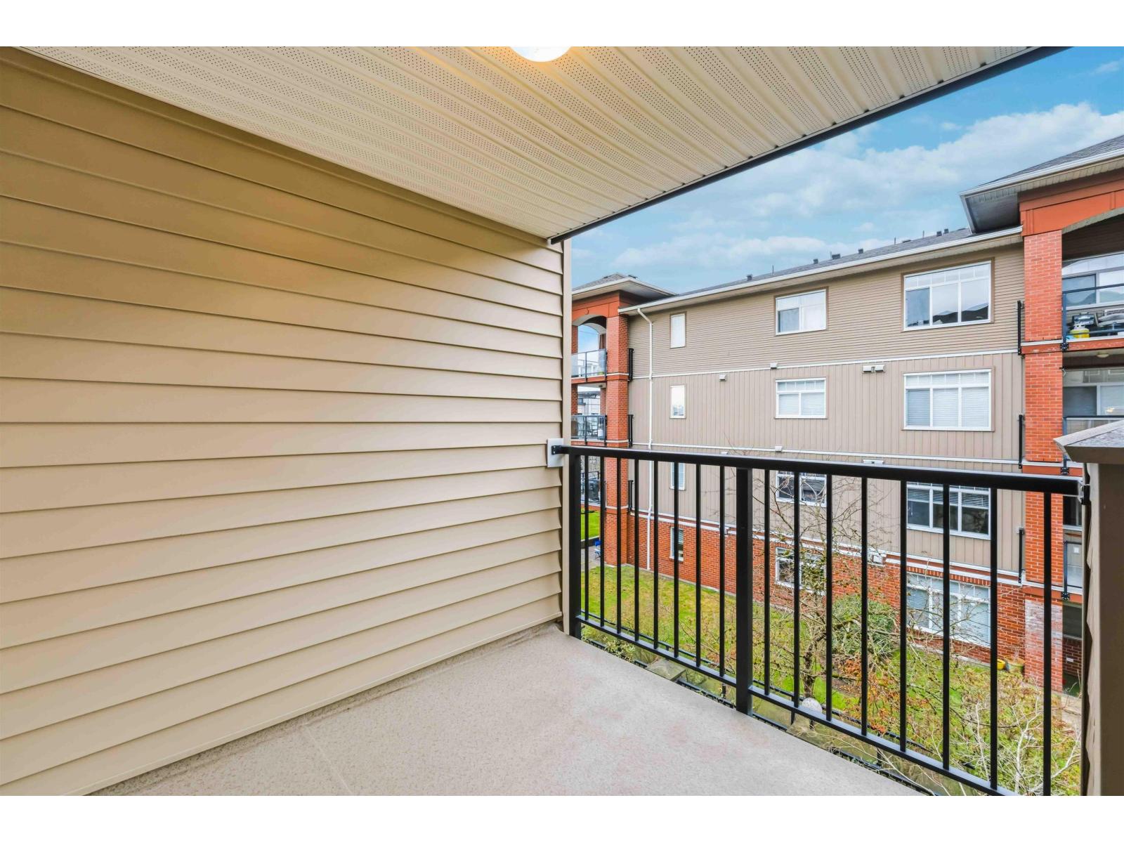 301 5488 198 Street, Langley, British Columbia  V3A 1G2 - Photo 26 - R3112582