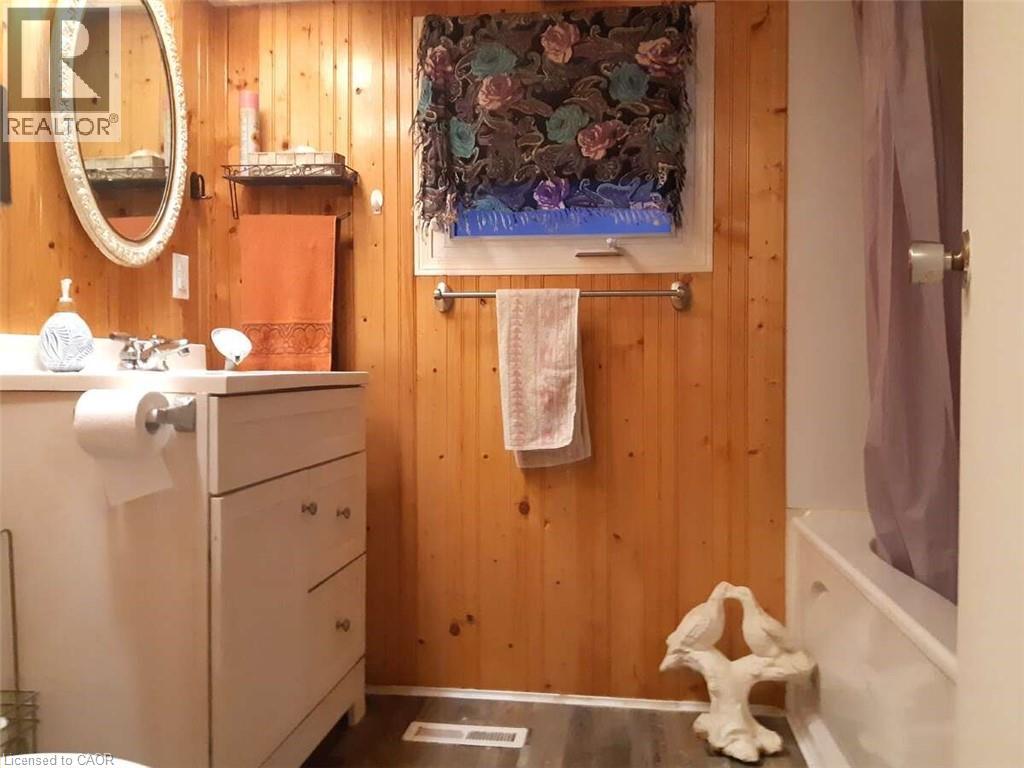 18 Sutton Drive, Goderich, Ontario  N7A 3Y3 - Photo 9 - 40772813