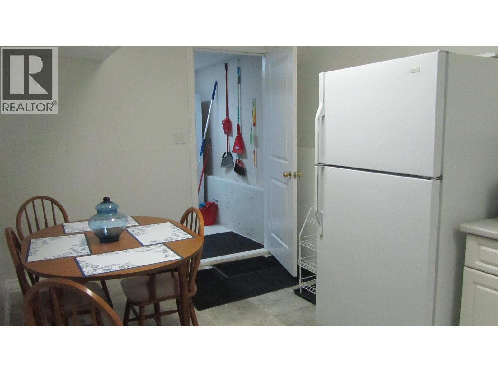 4827 Kitwanga Drive, 108 Mile Ranch, British Columbia  V0K 2Z0 - Photo 21 - R3107301