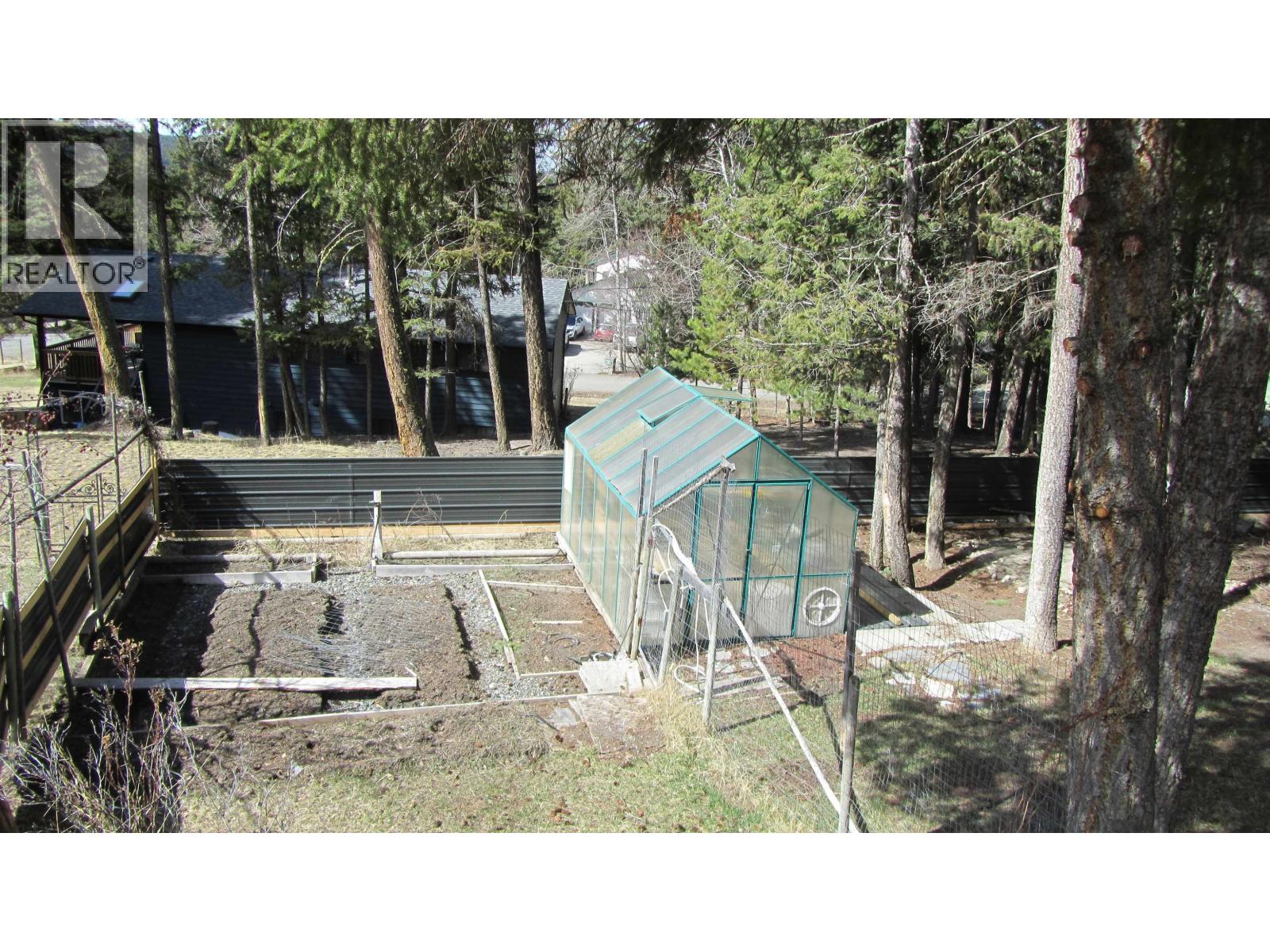 4827 Kitwanga Drive, 108 Mile Ranch, British Columbia  V0K 2Z0 - Photo 31 - R3107301