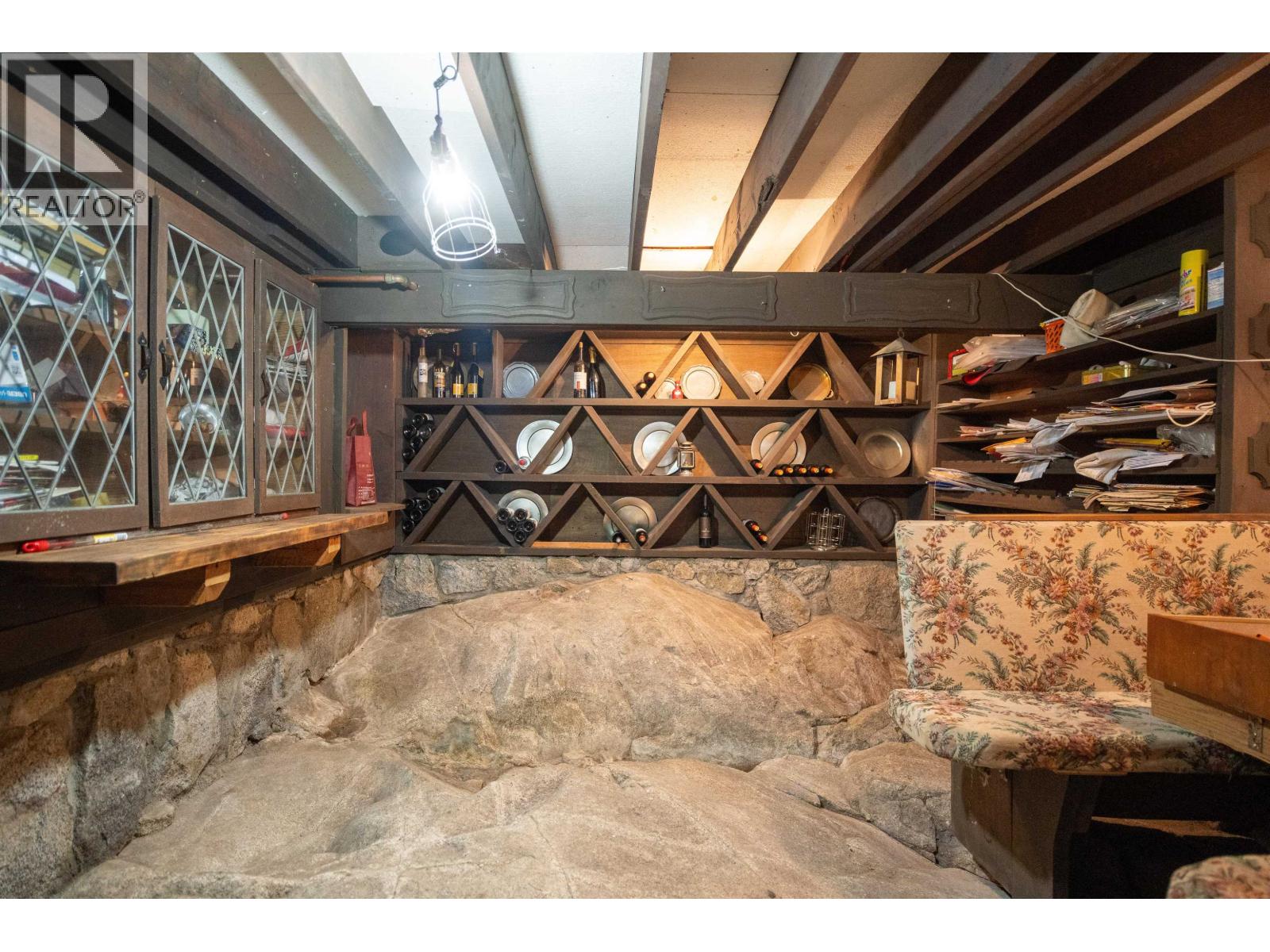 4515 Stonehaven Avenue, North Vancouver, British Columbia  V7G 1E7 - Photo 28 - R3112021