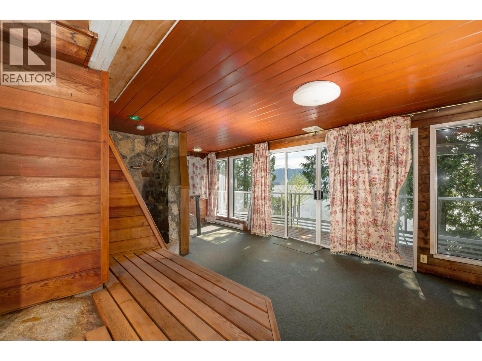 4515 Stonehaven Avenue, North Vancouver, British Columbia  V7G 1E7 - Photo 26 - R3112021