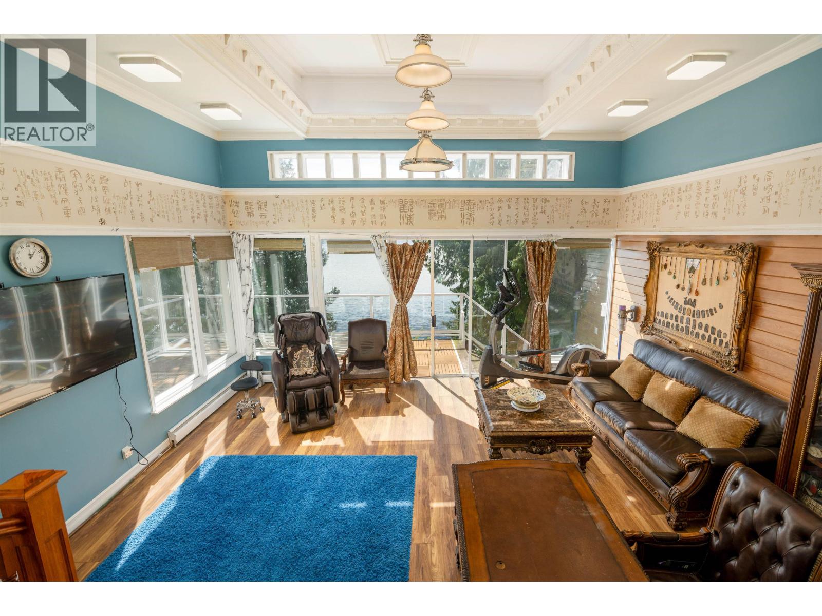 4515 Stonehaven Avenue, North Vancouver, British Columbia  V7G 1E7 - Photo 8 - R3112021