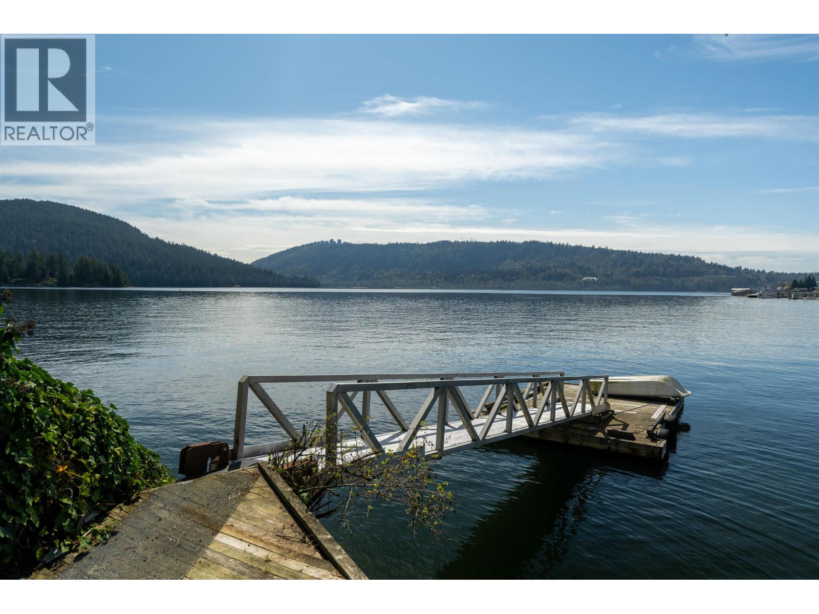 4515 Stonehaven Avenue, North Vancouver, British Columbia  V7G 1E7 - Photo 39 - R3112021