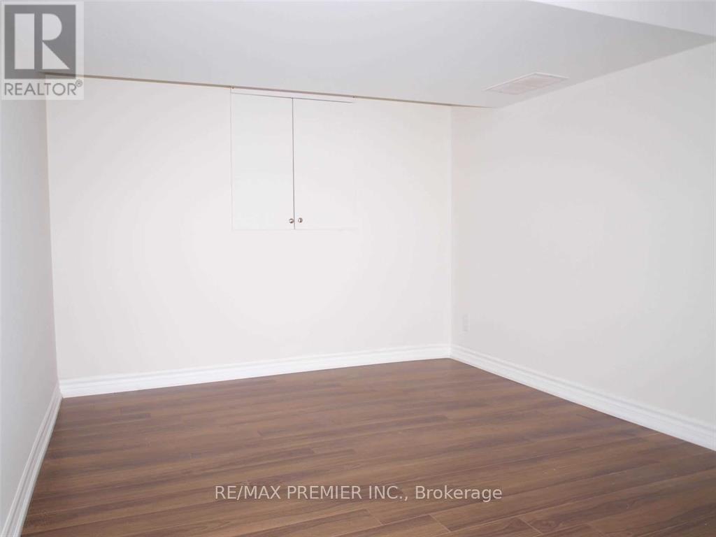 176 Coxwell Avenue, Toronto, Ontario  M4L 3B2 - Photo 13 - E12968500