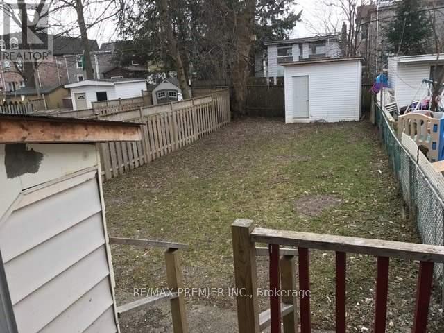 176 Coxwell Avenue, Toronto, Ontario  M4L 3B2 - Photo 18 - E12968500