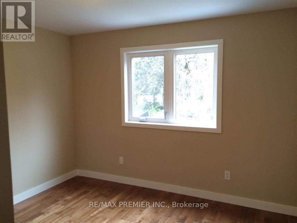 176 Coxwell Avenue, Toronto, Ontario  M4L 3B2 - Photo 9 - E12968500