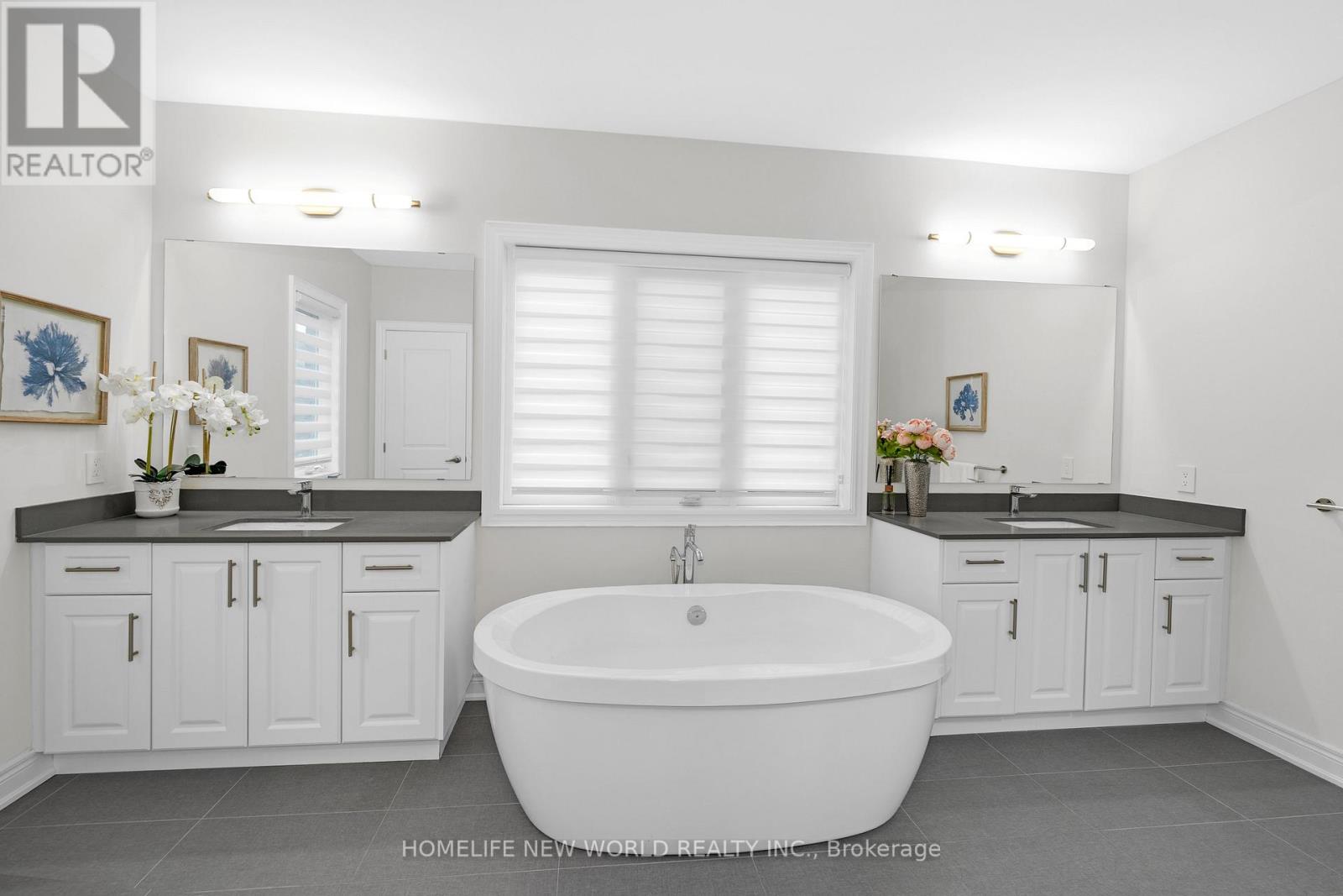 20 Planet Street, Richmond Hill, Ontario  L4C 4V8 - Photo 20 - N12999436