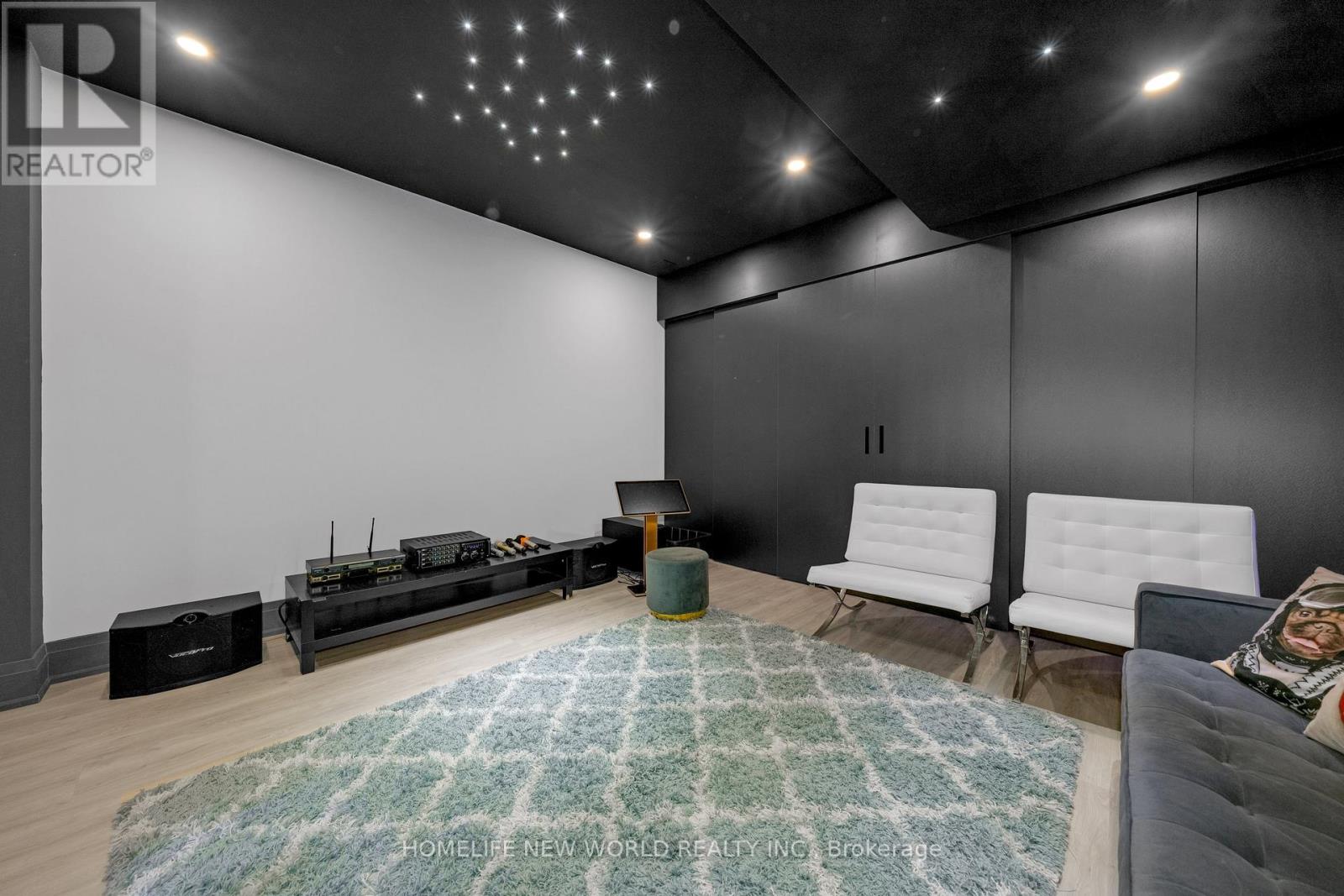 20 Planet Street, Richmond Hill, Ontario  L4C 4V8 - Photo 37 - N12999436