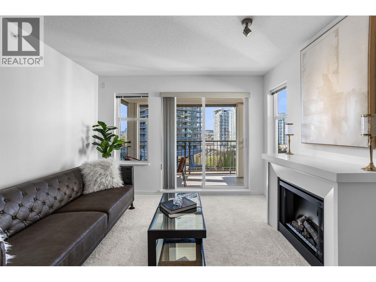 419 4768 Brentwood Drive, Burnaby, British Columbia  V5C 0C7 - Photo 4 - R3112549