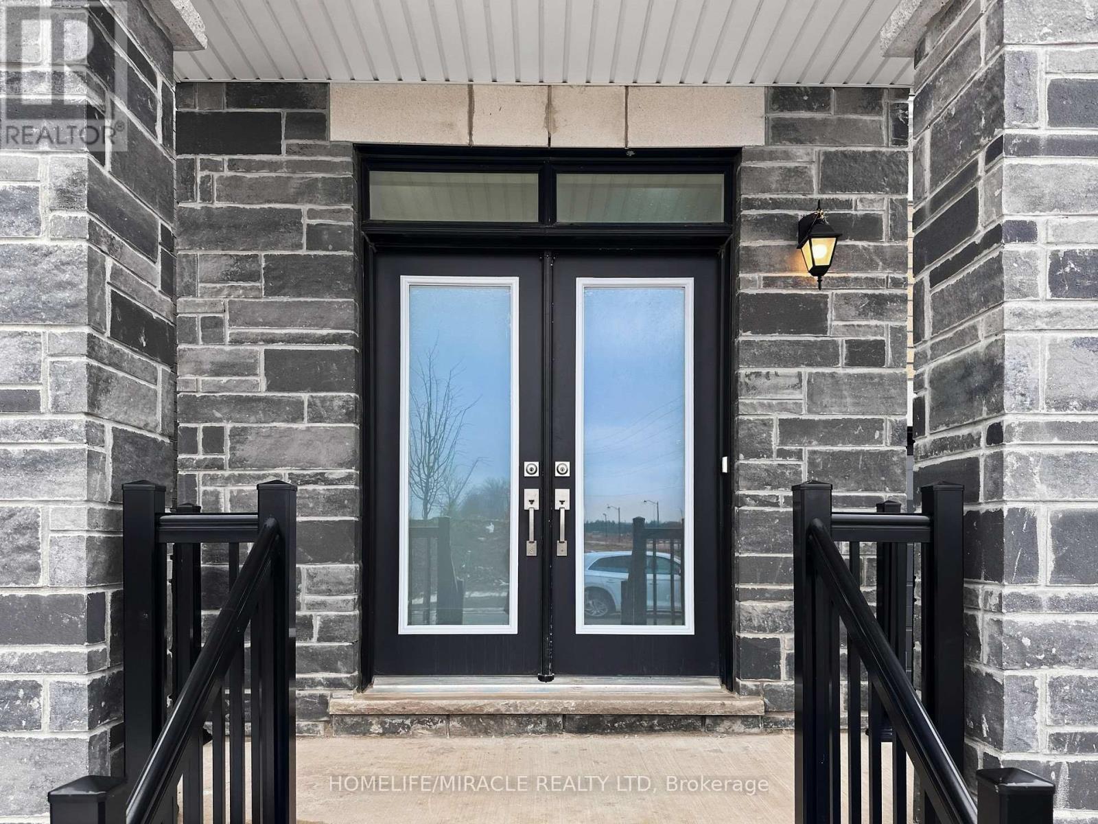 12 Orr Avenue, Erin, Ontario  N0B 1T0 - Photo 4 - X13008862