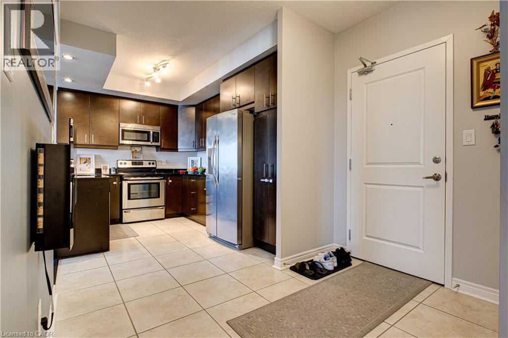 539 Belmont Avenue Unit# 1106, Kitchener, Ontario  N2M 0A2 - Photo 4 - 40820251