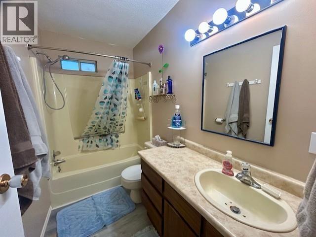 5735 Gairdner Crescent, Fort Nelson, British Columbia  V0C 1R0 - Photo 11 - R3112410