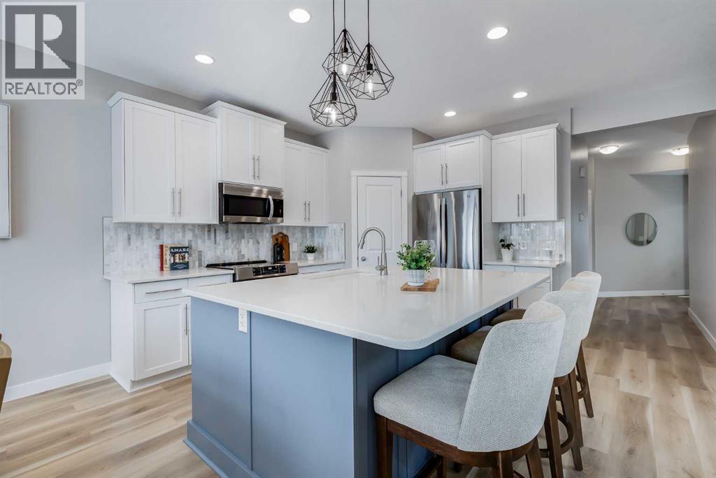 27 Everoak Bay SW, Calgary, Alberta  T2Y 0A2 - Photo 7 - A2287742