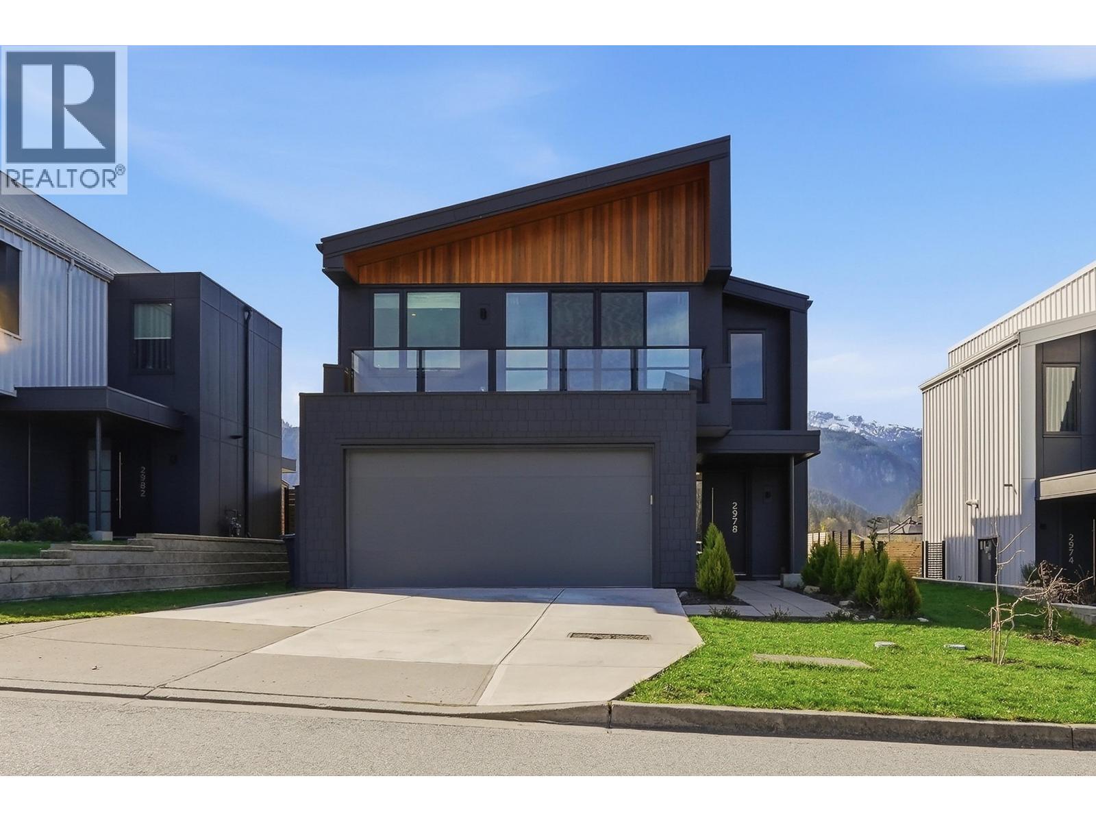 2978 Huckleberry Drive, Squamish, British Columbia  V8B 1B2 - Photo 11 - R3112545