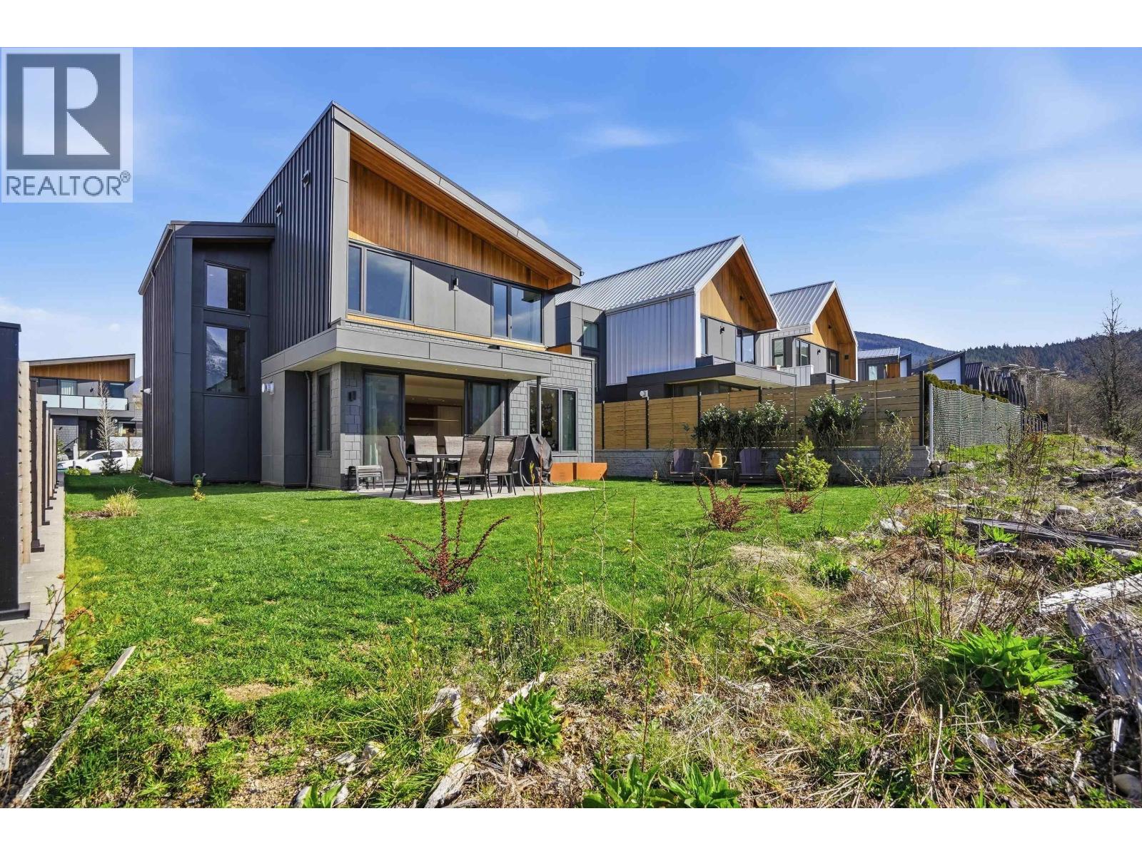 2978 Huckleberry Drive, Squamish, British Columbia  V8B 1B2 - Photo 25 - R3112545