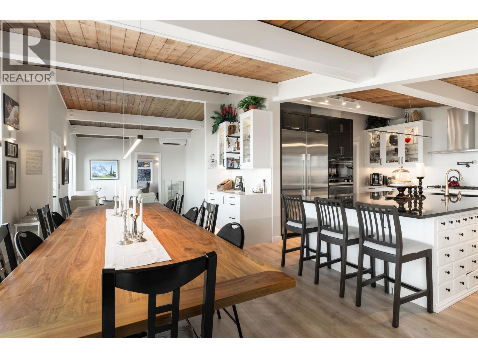 195 Kelvin Grove Way, Lions Bay, British Columbia  V0N 2E0 - Photo 3 - R3112560