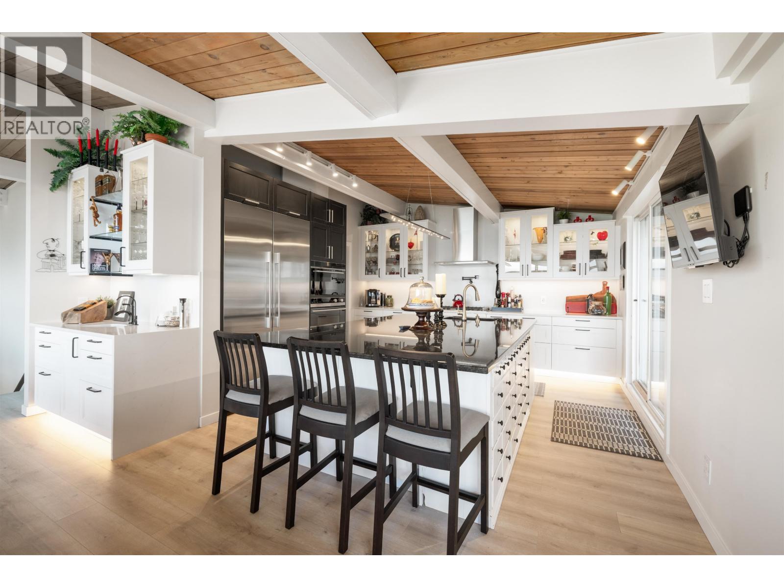 195 Kelvin Grove Way, Lions Bay, British Columbia  V0N 2E0 - Photo 4 - R3112560