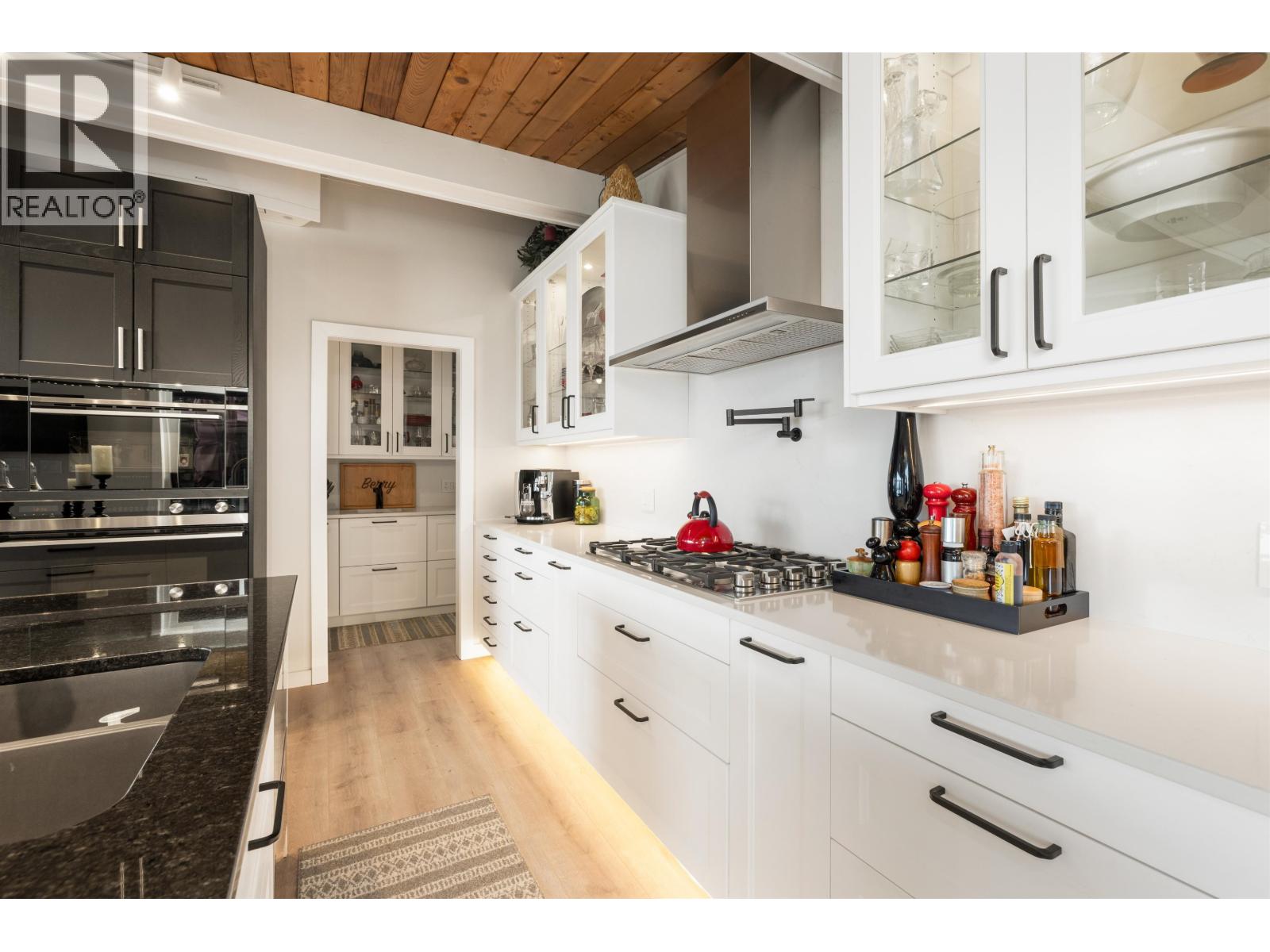 195 Kelvin Grove Way, Lions Bay, British Columbia  V0N 2E0 - Photo 6 - R3112560