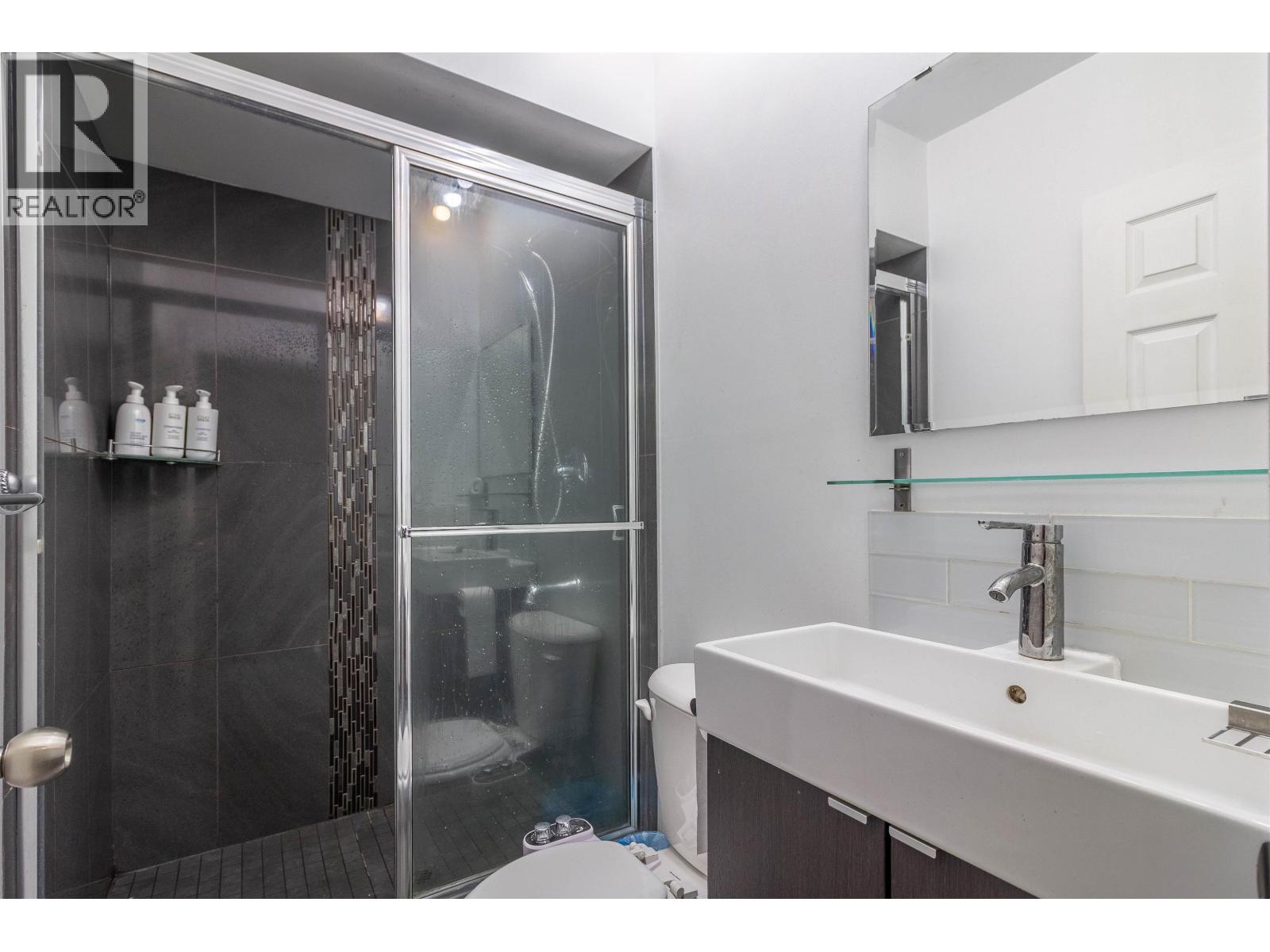 116 2721 Atlin Place, Coquitlam, British Columbia  V3C 5B1 - Photo 28 - R3110855