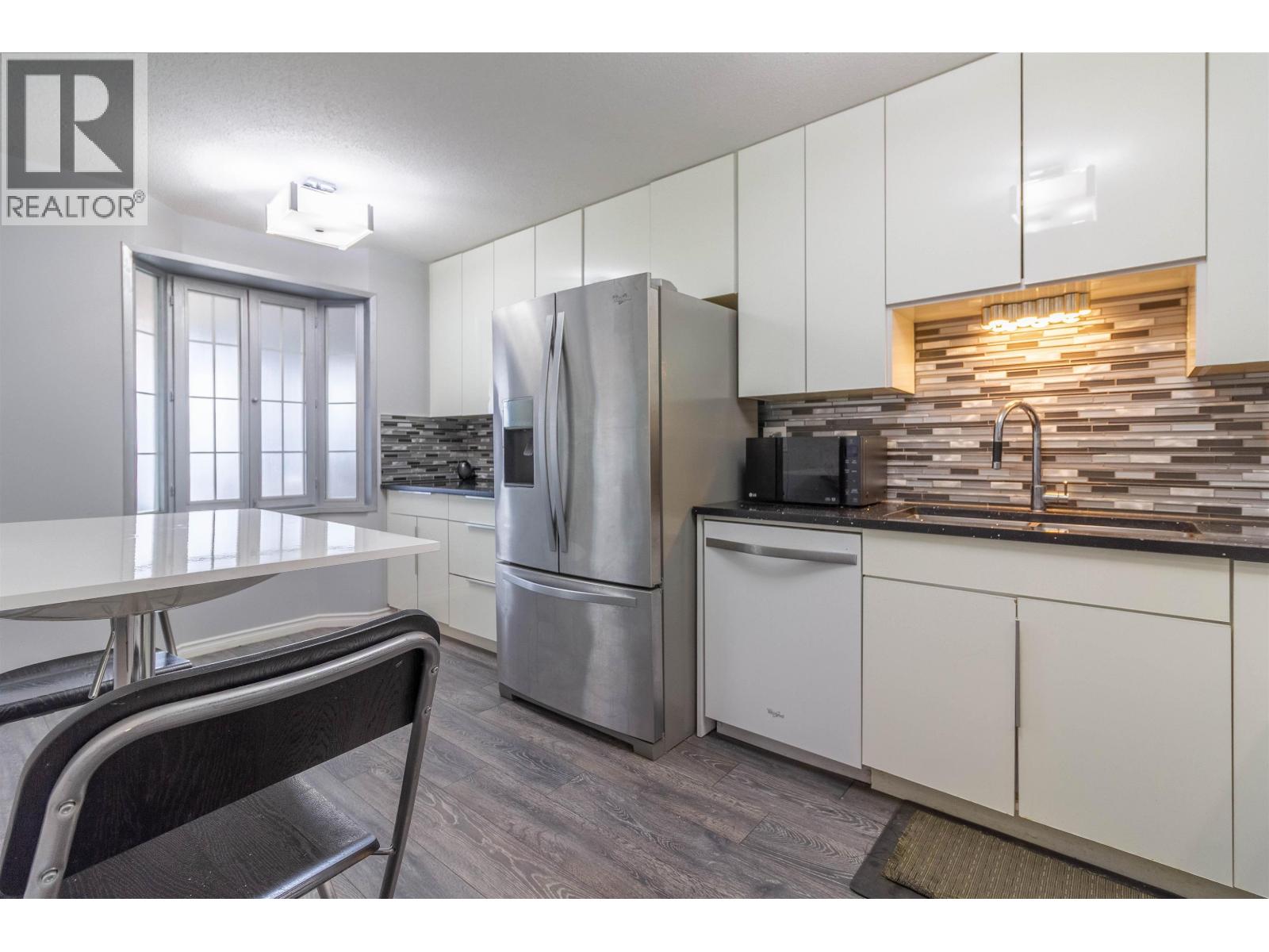 116 2721 Atlin Place, Coquitlam, British Columbia  V3C 5B1 - Photo 8 - R3110855