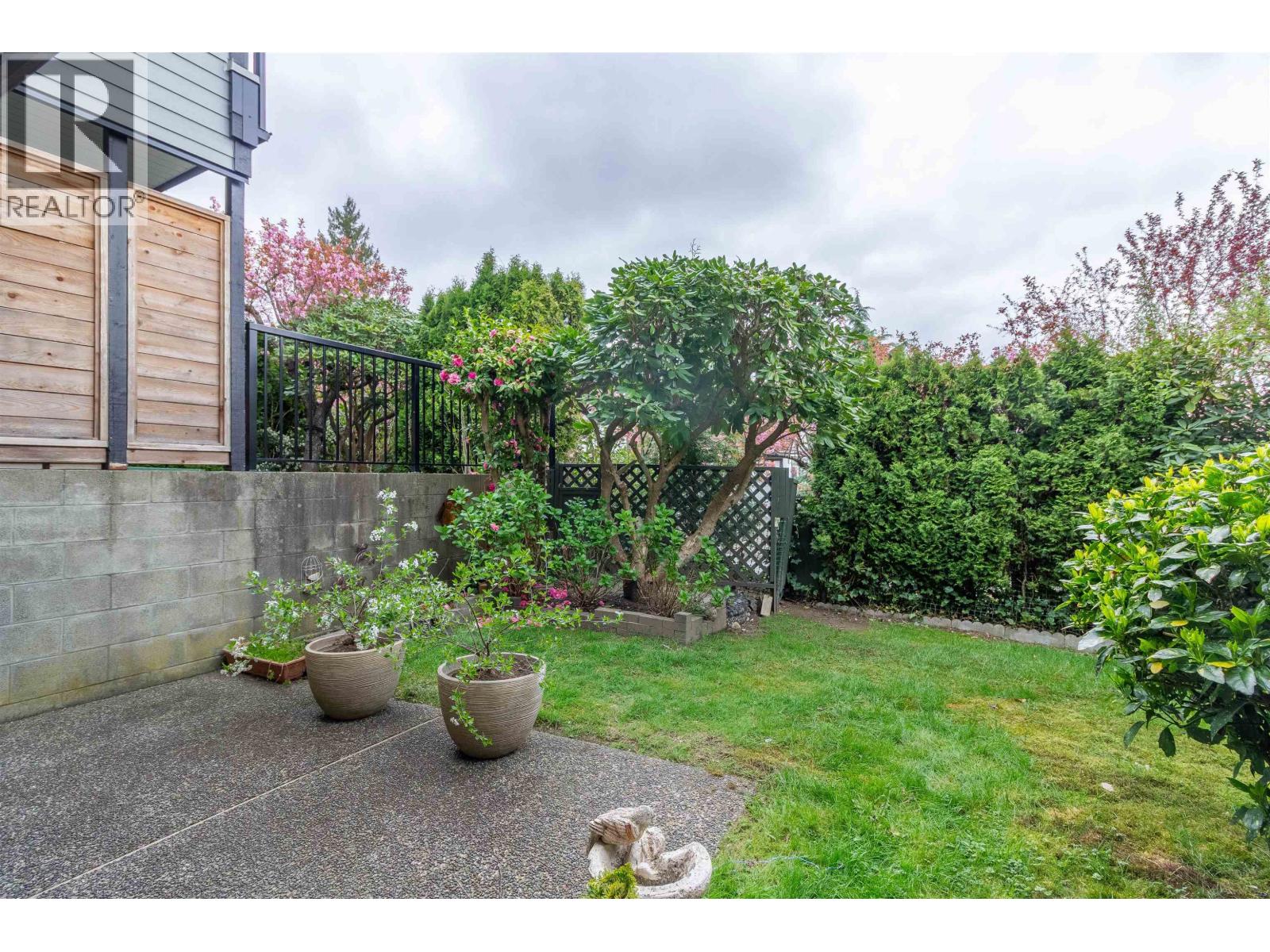 116 2721 Atlin Place, Coquitlam, British Columbia  V3C 5B1 - Photo 34 - R3110855