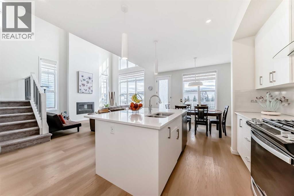 332 Magnolia Crescent SE, Calgary, Alberta  T3M 3M8 - Photo 4 - A2300061