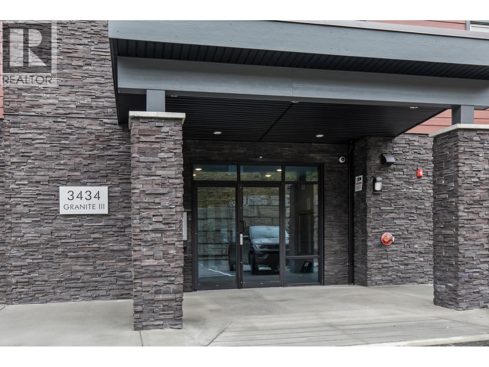 3434 Mckinley Beach Drive Unit# 302, Kelowna, British Columbia  V1V 2R1 - Photo 32 - 10383835